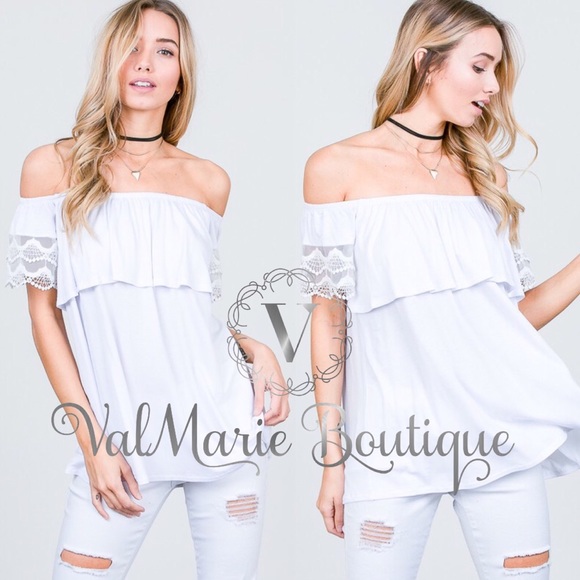 Off shoulder Womens lace accent top - Picture 2 of 5